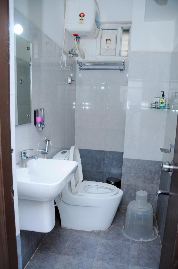 Hotel Pratz Inn Hyderabad Bagian luar foto